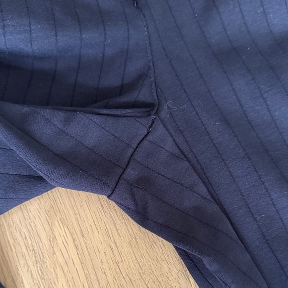 Reitmans Dark Navy Pinstripe Straight Leg Pants - Picture 7 of 8